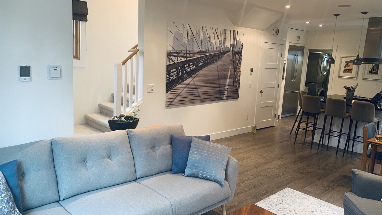 Photo of Livingroom in Kitsilano