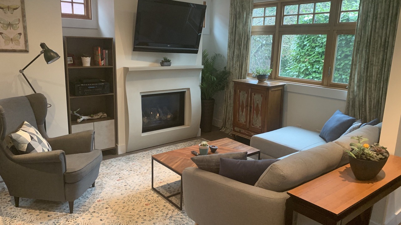 Photo of Livingroom in Kitsilano