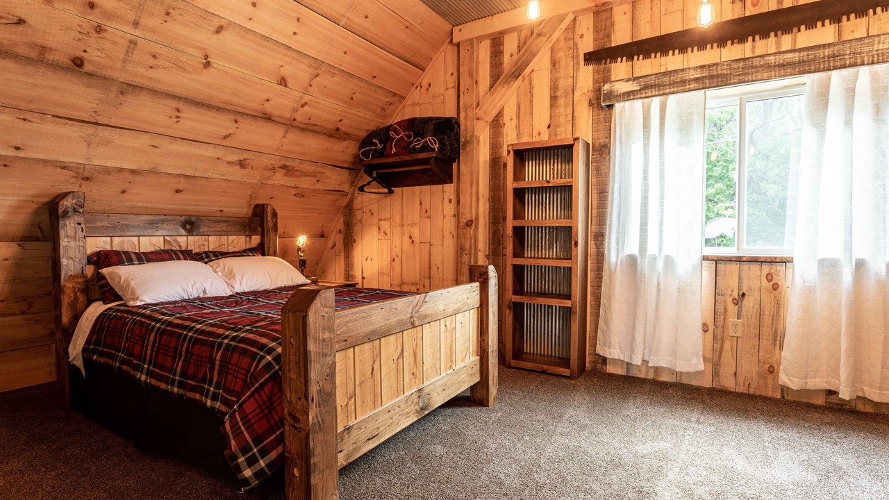 Photo of Bedroom in Briggsville