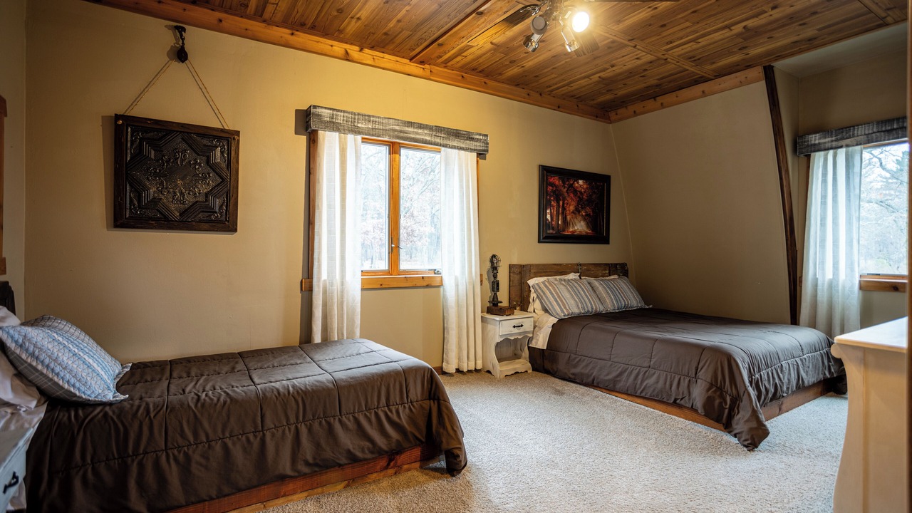 Photo of Bedroom in Briggsville