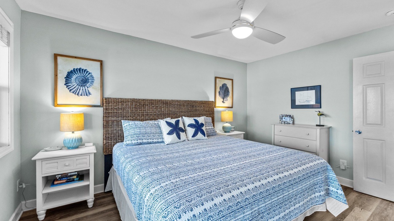 Photo of Bedroom in Emerald Isle