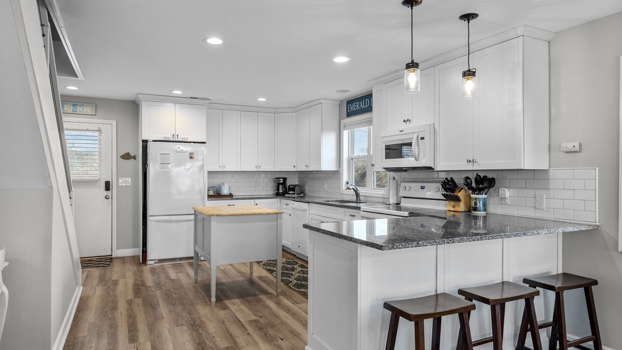 Photo of Kitchen in Emerald Isle