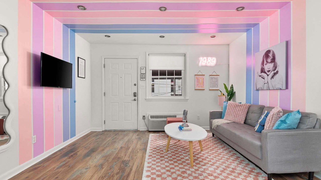 Photo of Bedroom in Music Row