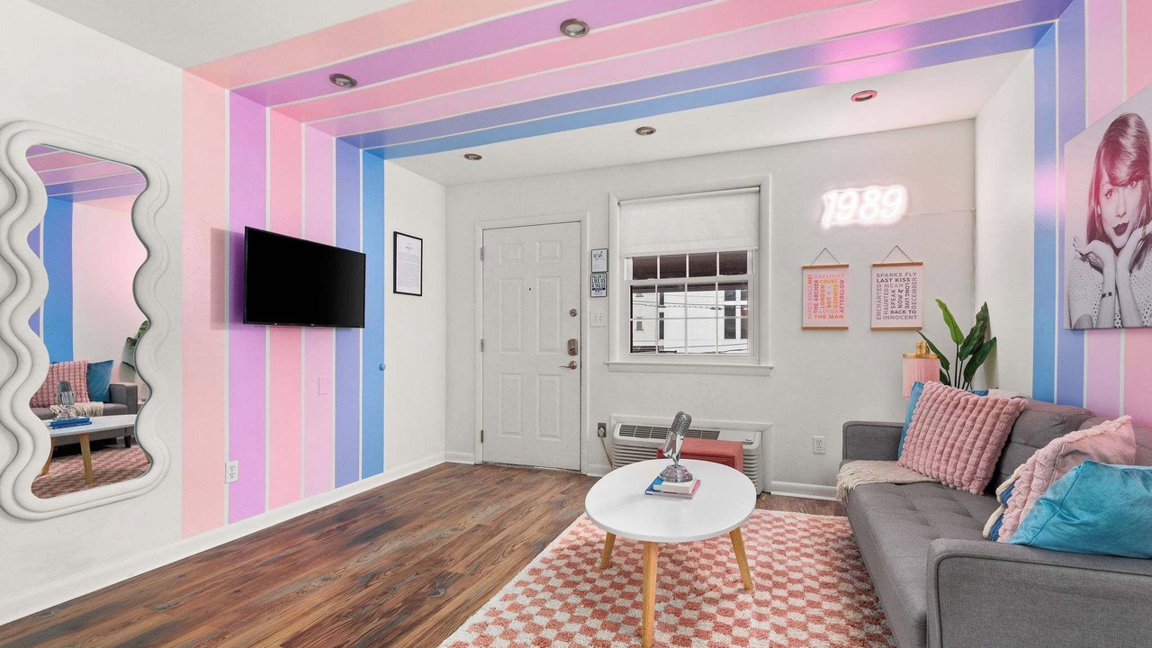 Photo of Bedroom in Music Row