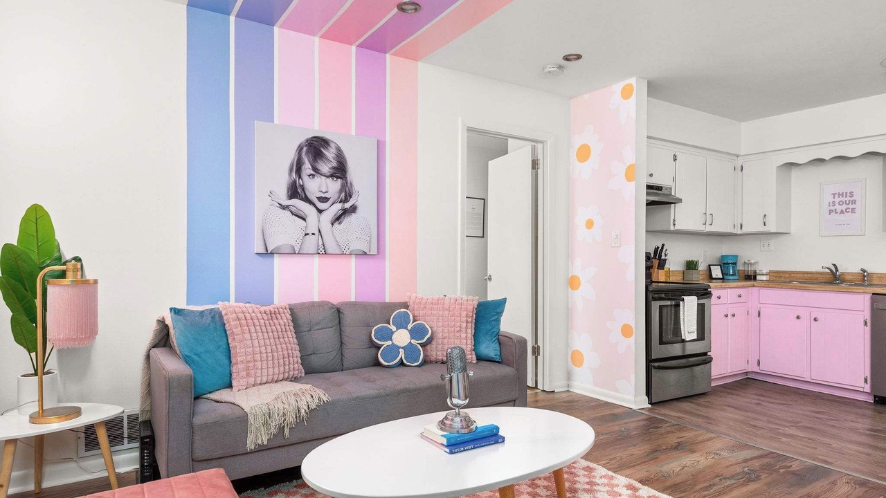Photo of Bedroom in Music Row