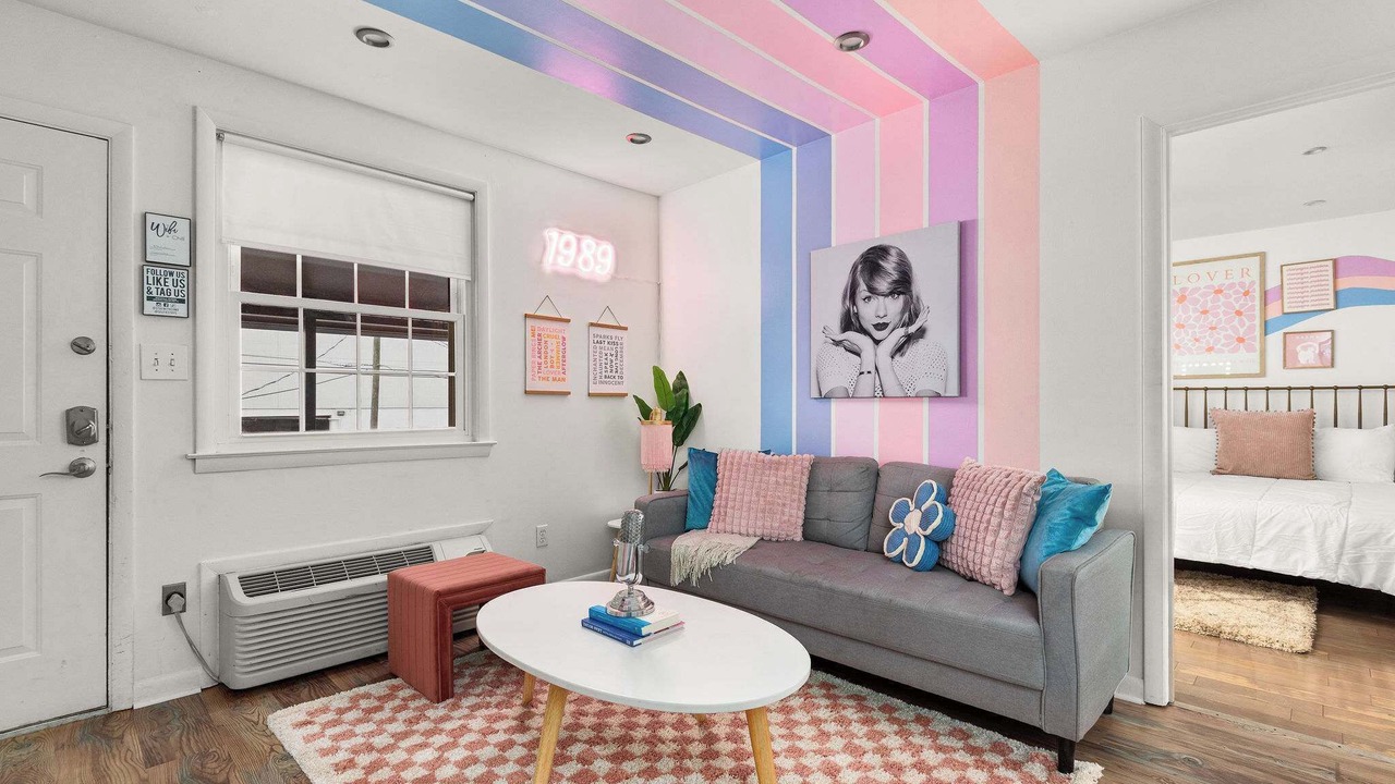 Photo of Bedroom in Music Row