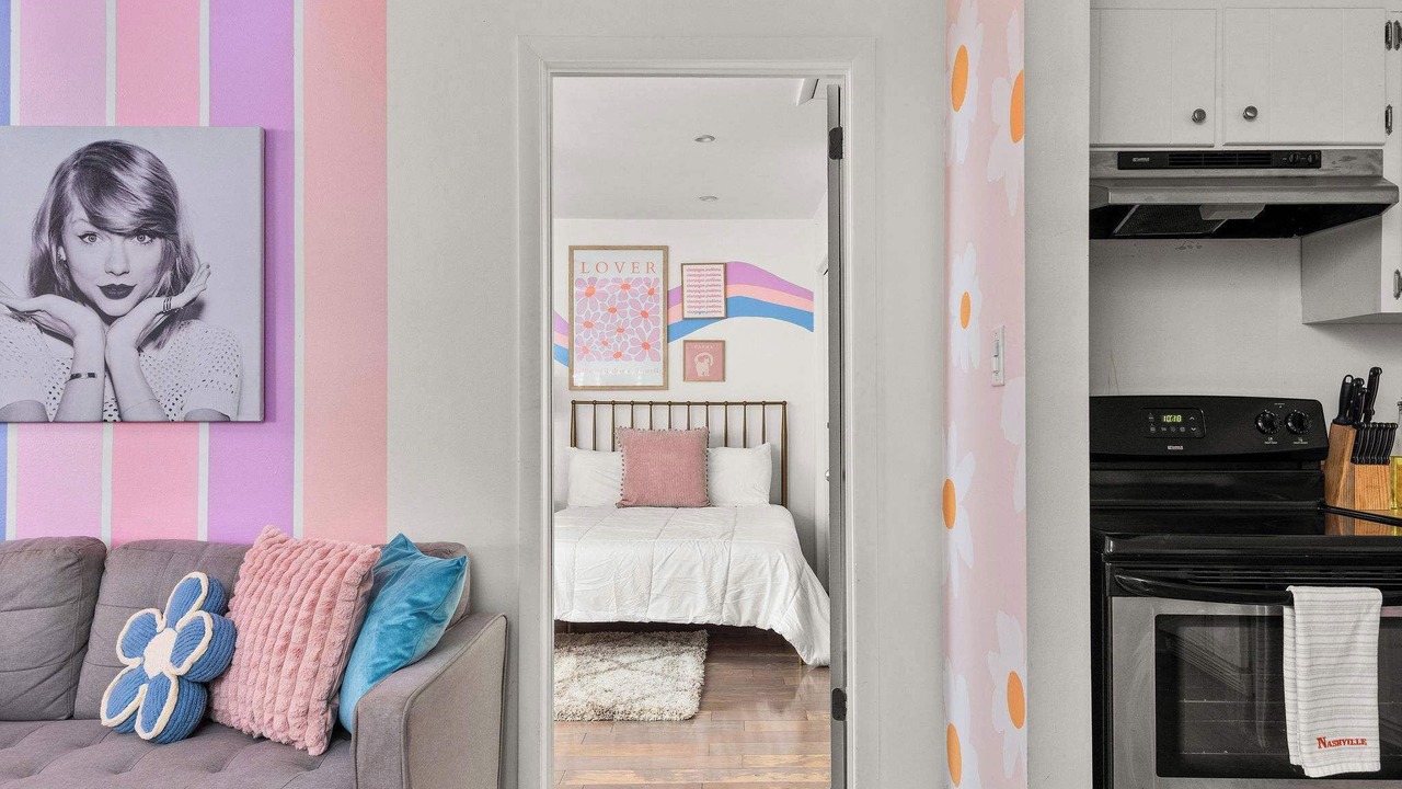 Photo of Bedroom in Music Row