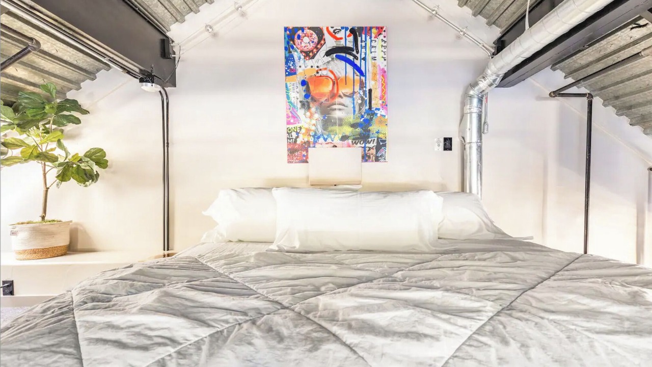Photo of Bedroom in Stateline