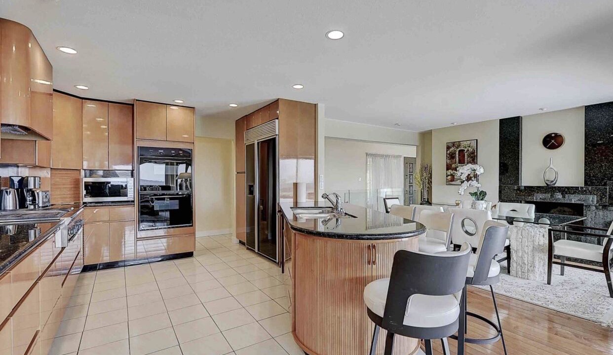 Photo of Kitchen in West Vancouver