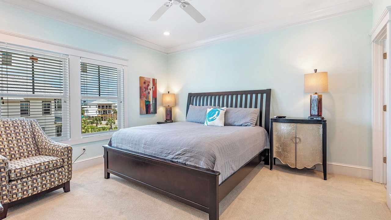 Photo of Bedroom in Orange Beach