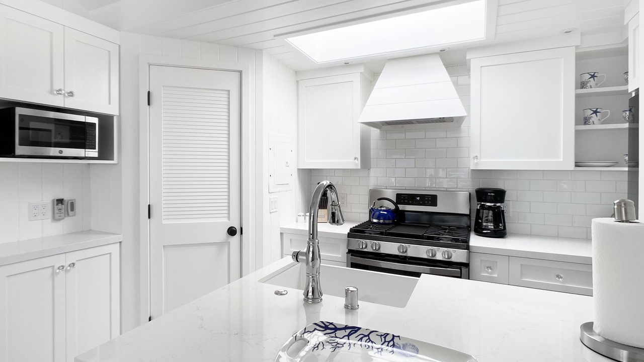 Photo of Kitchen in Laguna Beach