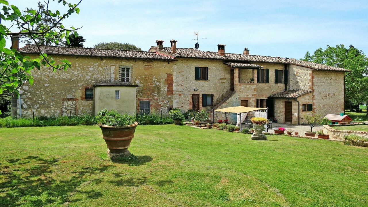 Photo of Others in Campiglia