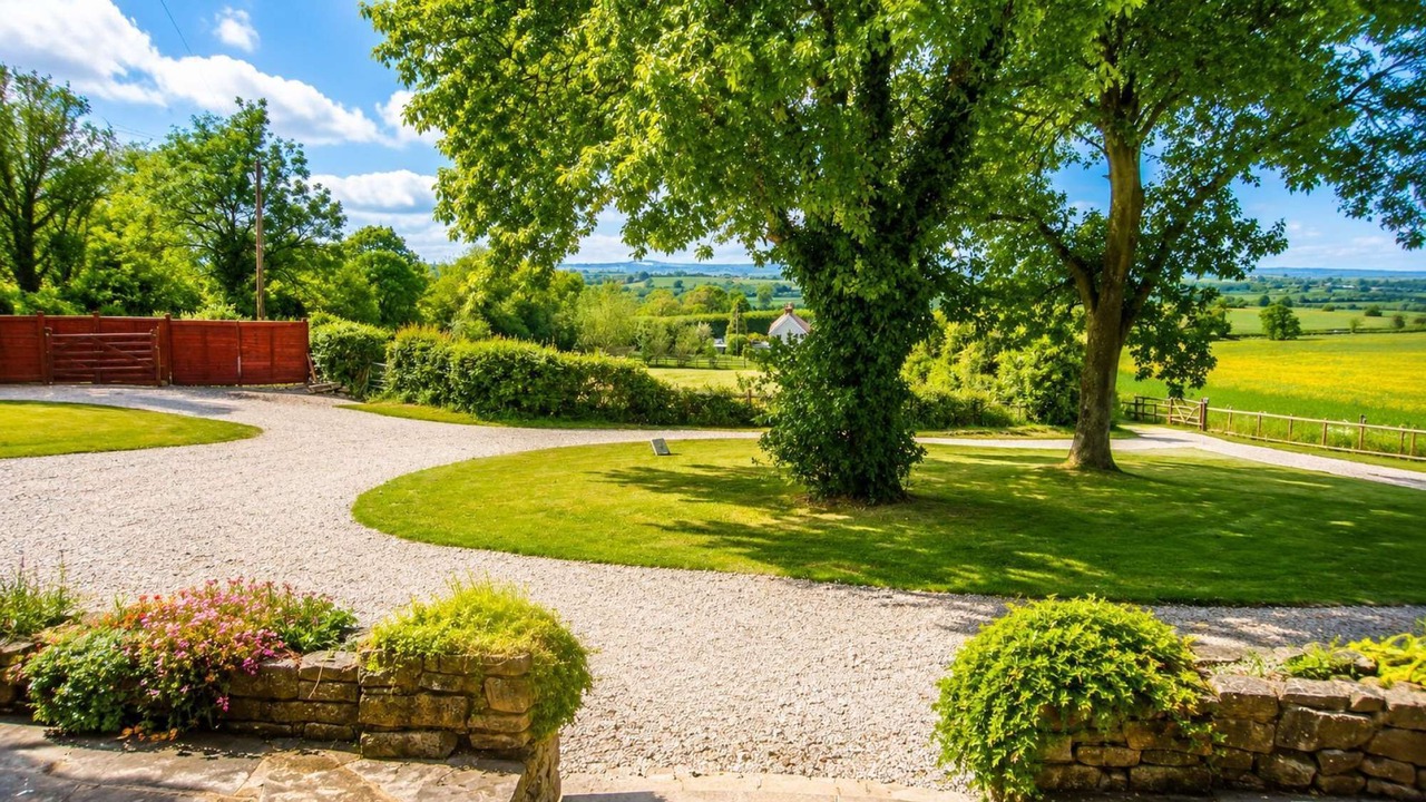 Photo of Outdoor in Saintbury