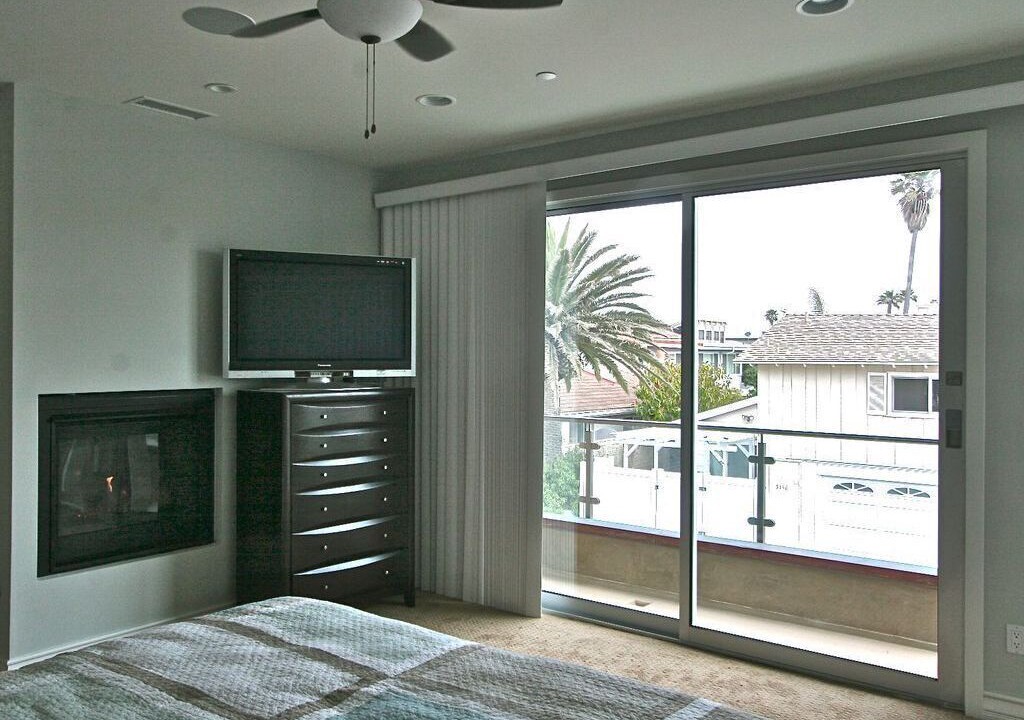 Photo of Livingroom in Oxnard Shores