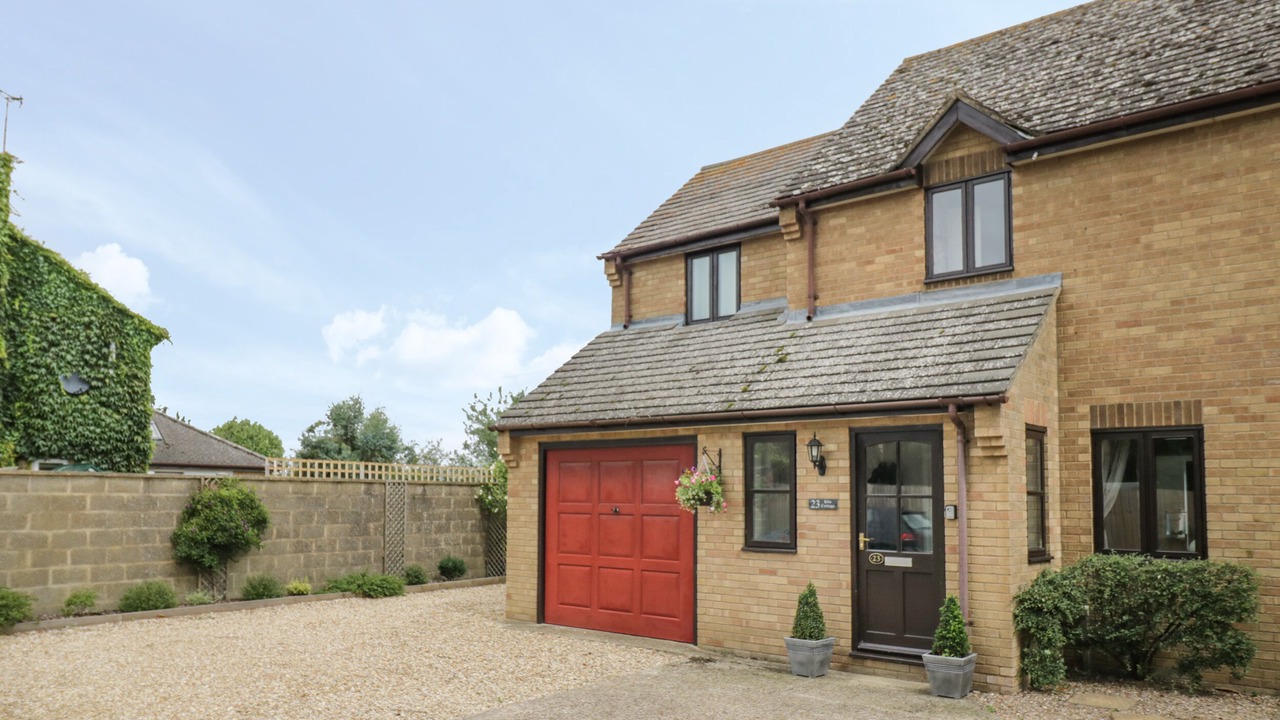 Photo of Outdoor in Brackley