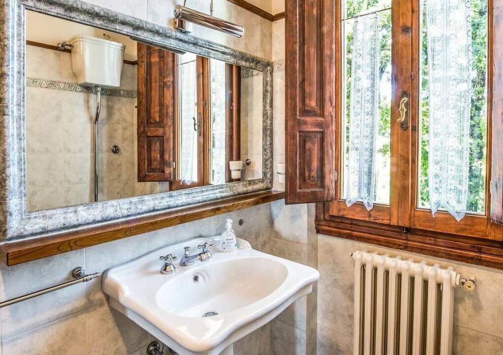 Photo of Bathroom in Neri