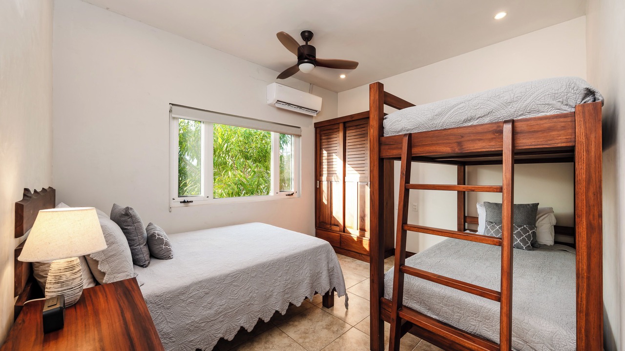 Photo of Bedroom in Playa Langosta