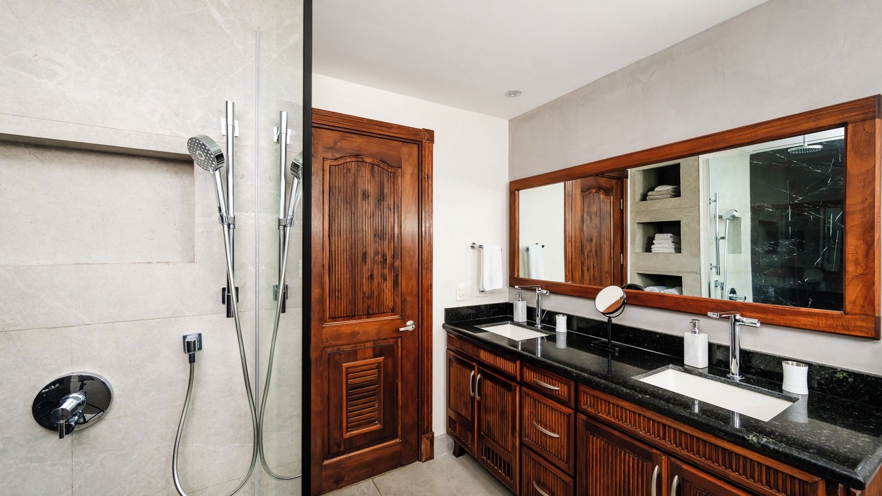 Photo of Bathroom in Playa Langosta