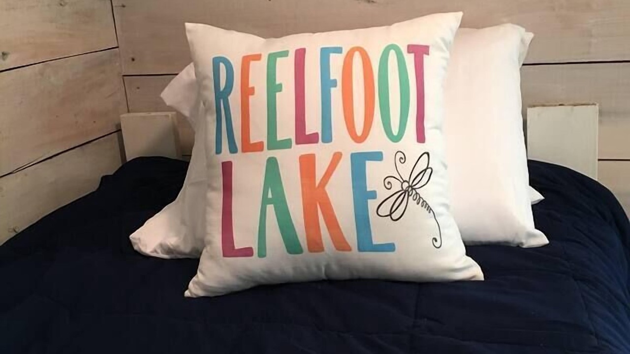 Photo of Others in Hornbeak