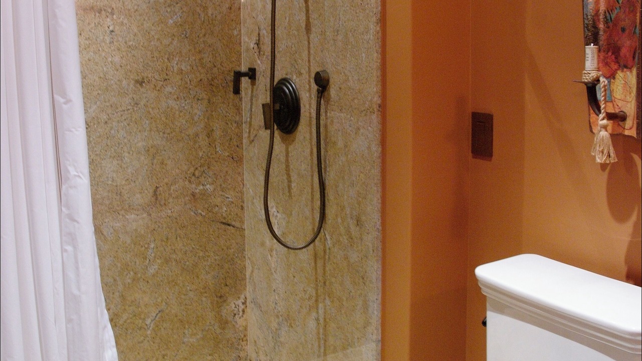 Photo of Bathroom in Coombsville