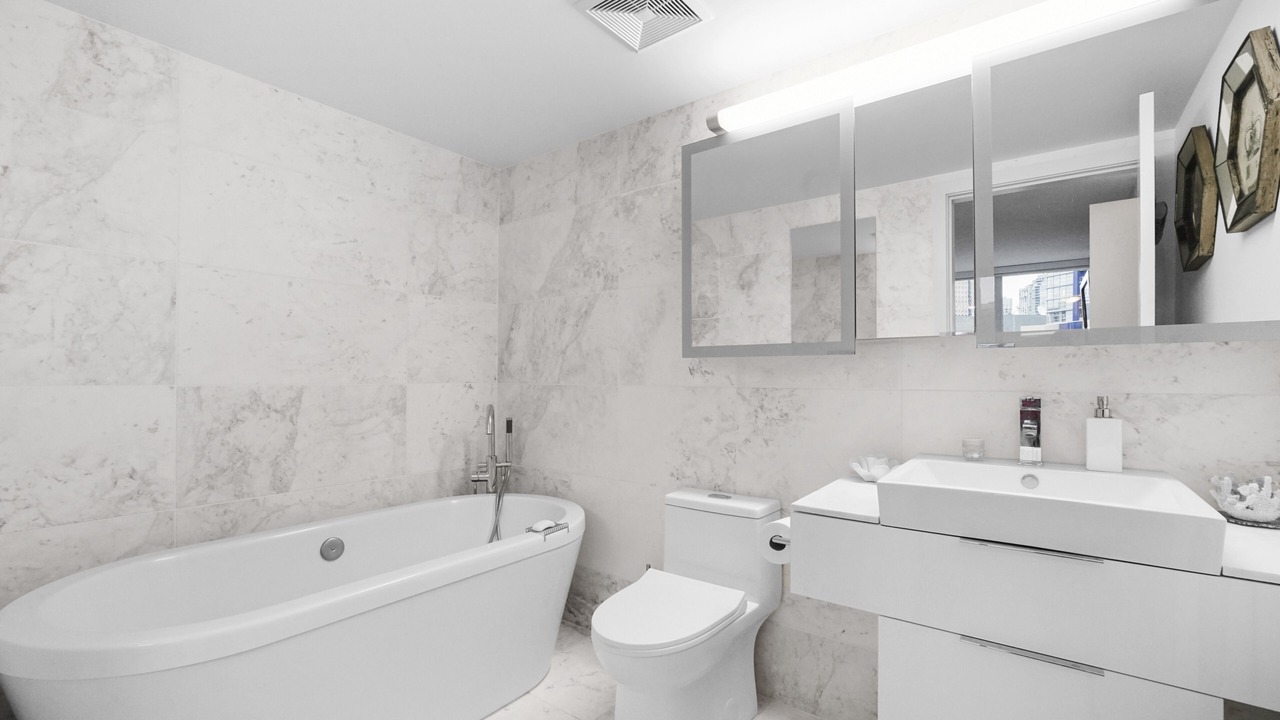 Photo of Bathroom in Crosstown