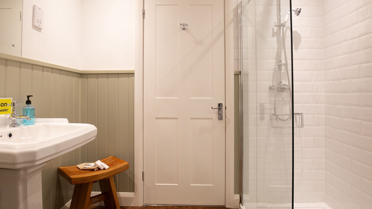 Photo of Bathroom in Winchcombe