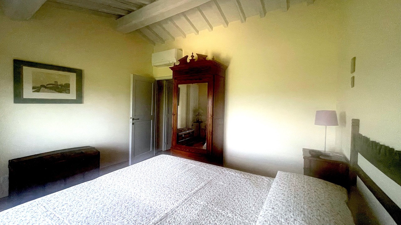 Photo of Bedroom in Lucardo