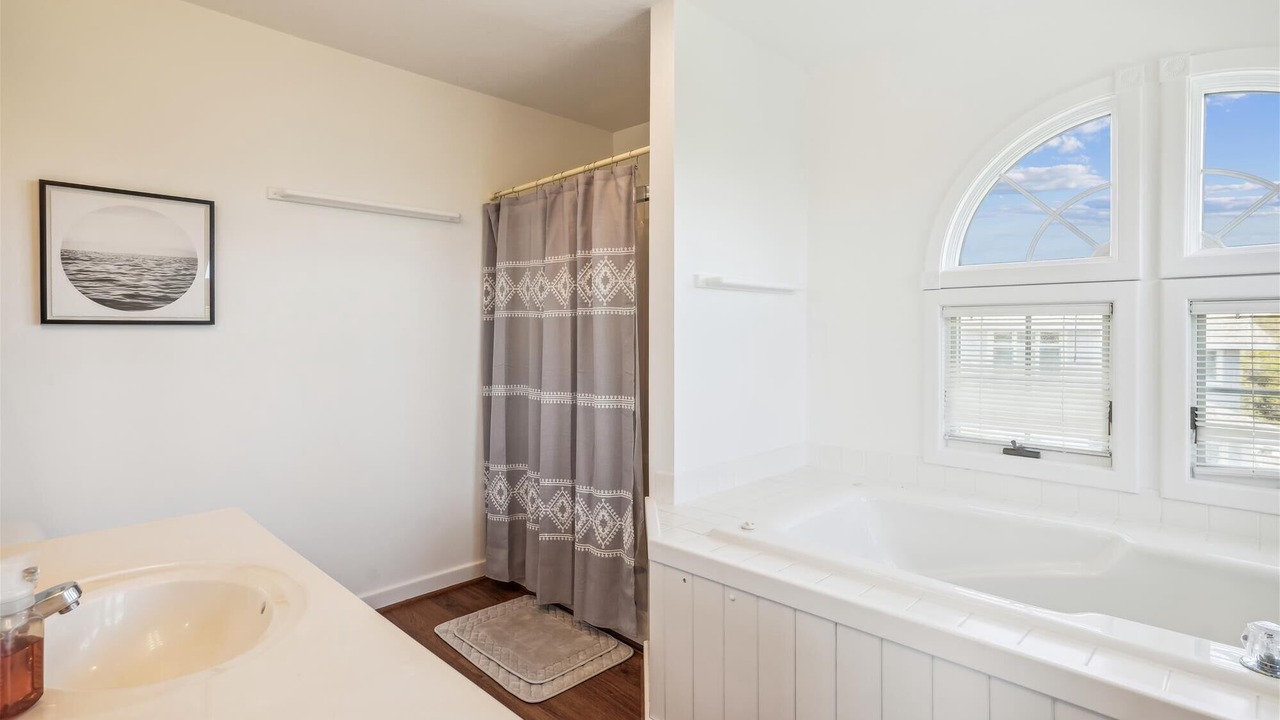 Photo of Bathroom in Pine Island