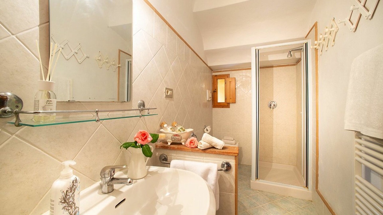 Photo of Bathroom in Romola