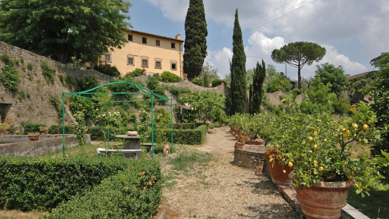 Photo of Outdoor in Romola