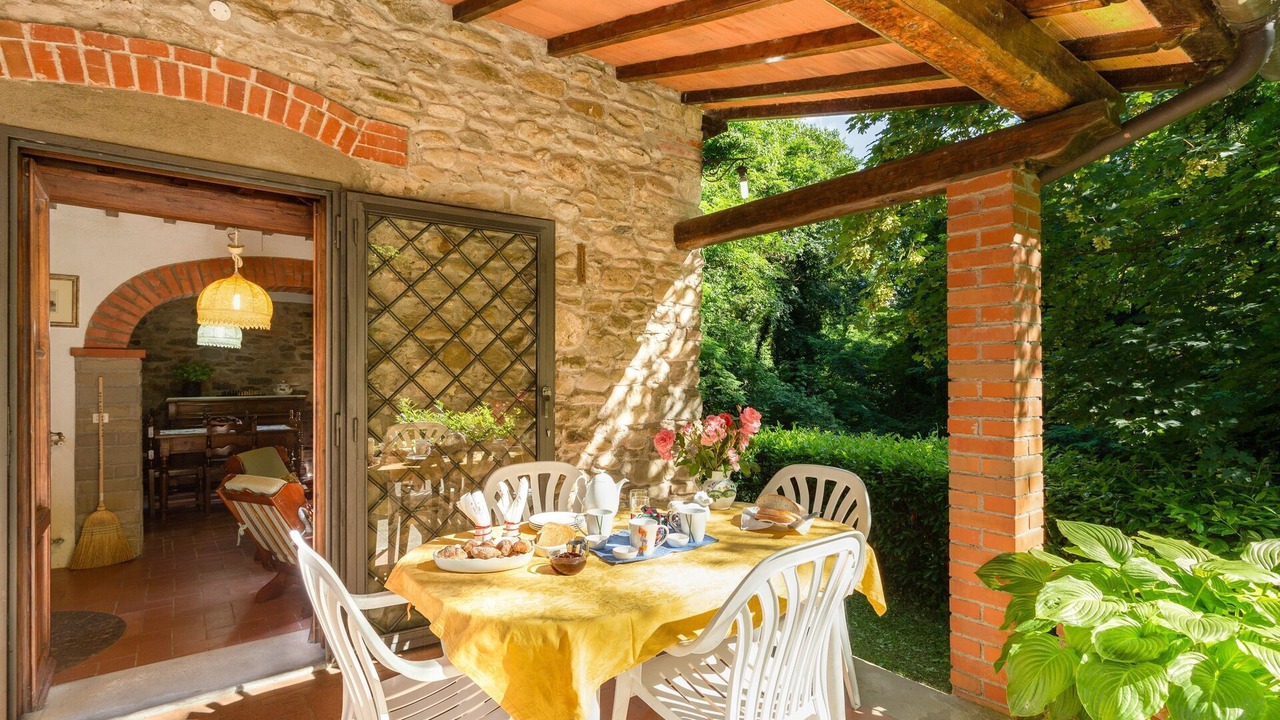 Photo of Patio Balcony in Molezzano
