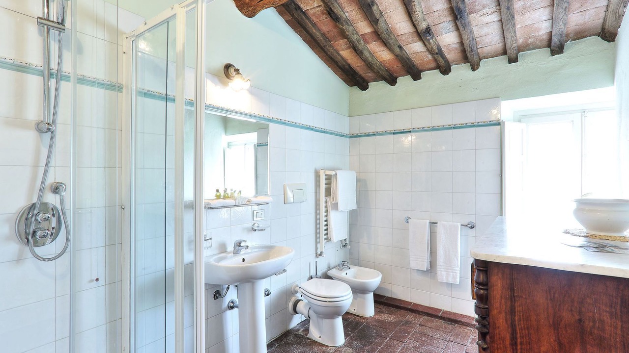 Photo of Bathroom in Lucca