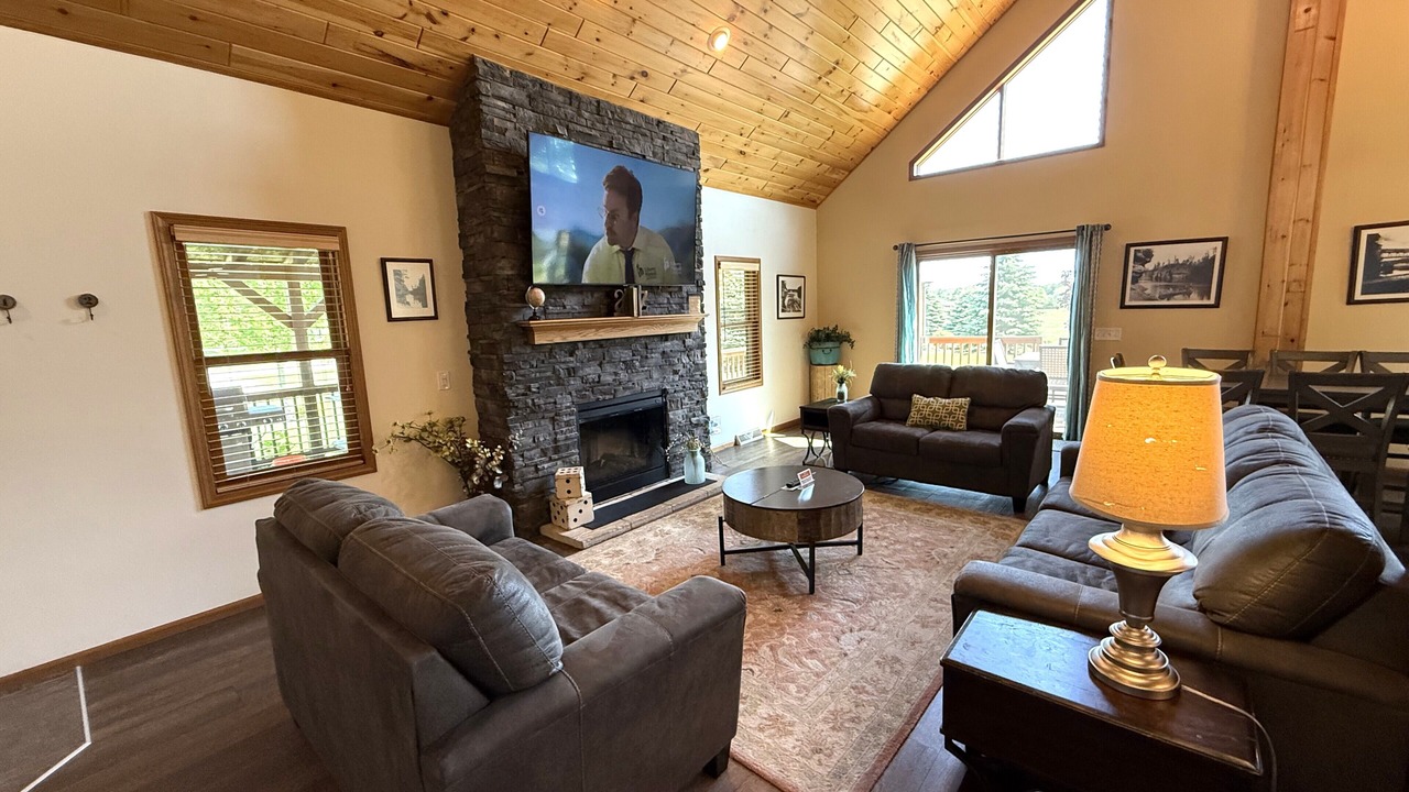 Photo of Livingroom in Spring Brook