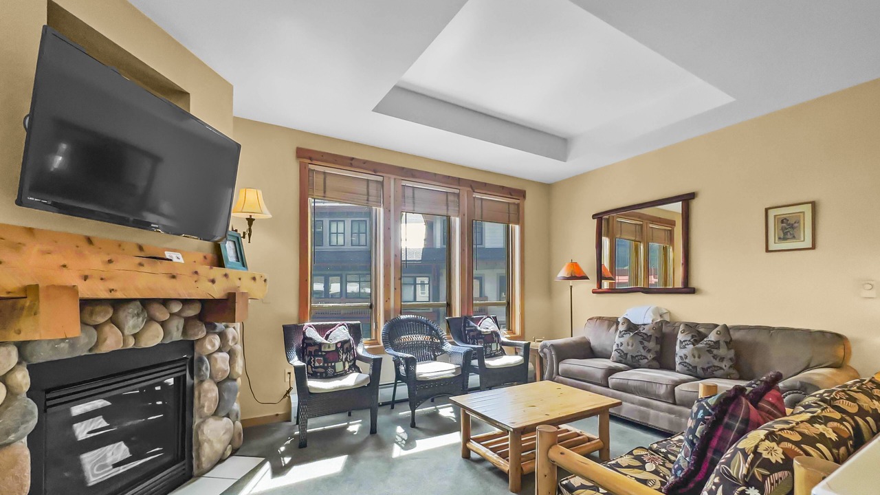 Photo of Livingroom in Copper Mountain Village