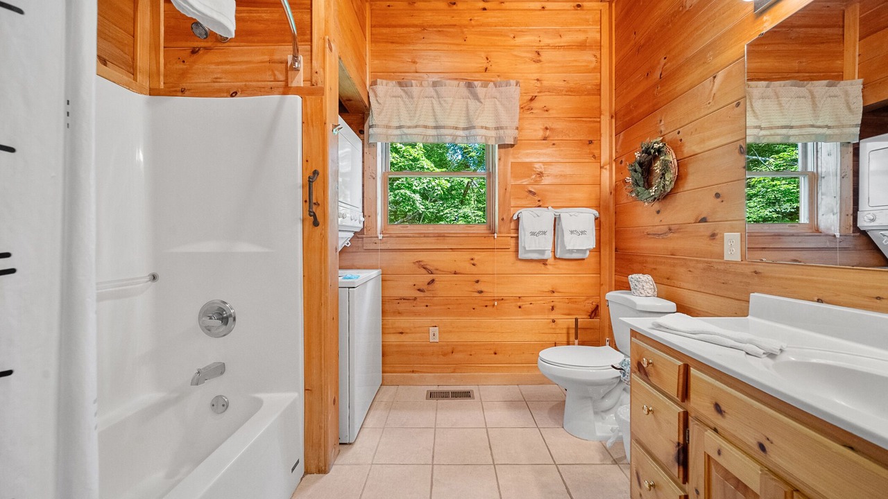 Photo of Bathroom in Sevierville