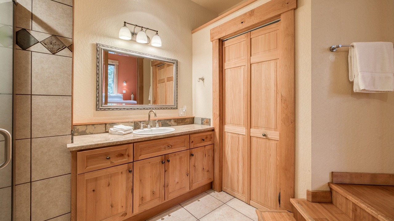 Photo of Bathroom in Pineland
