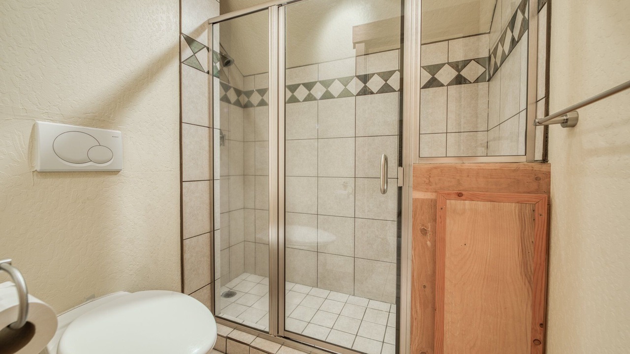 Photo of Bathroom in Pineland