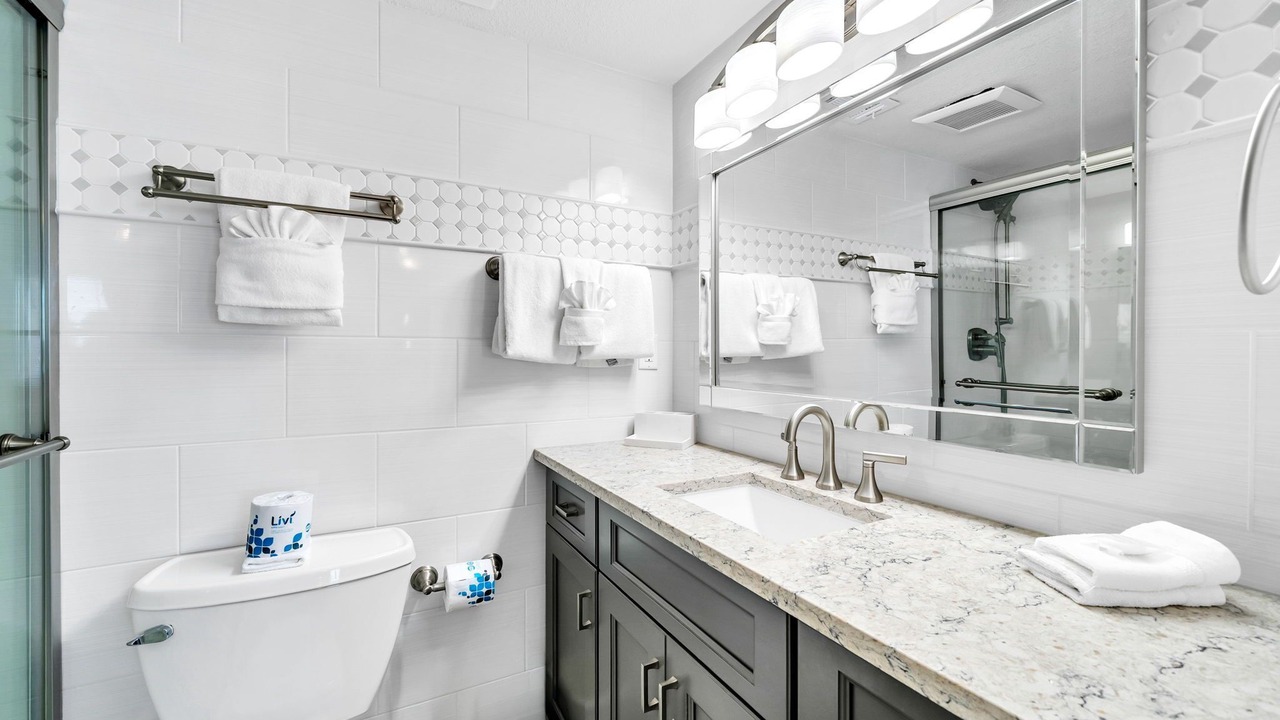 Photo of Bathroom in Holiday Isle