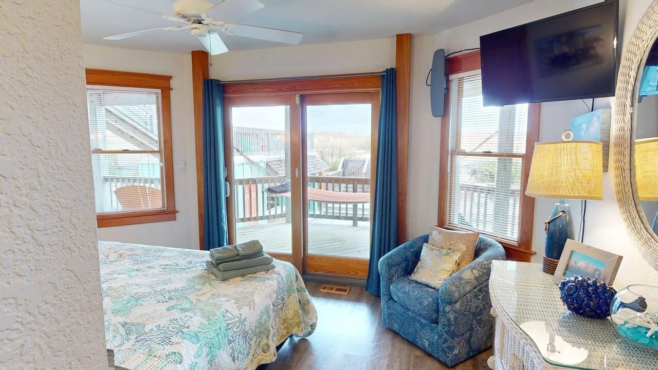 Photo of Bedroom in Carova Beach