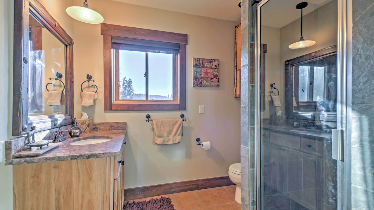Photo of Bathroom in Quandary Village