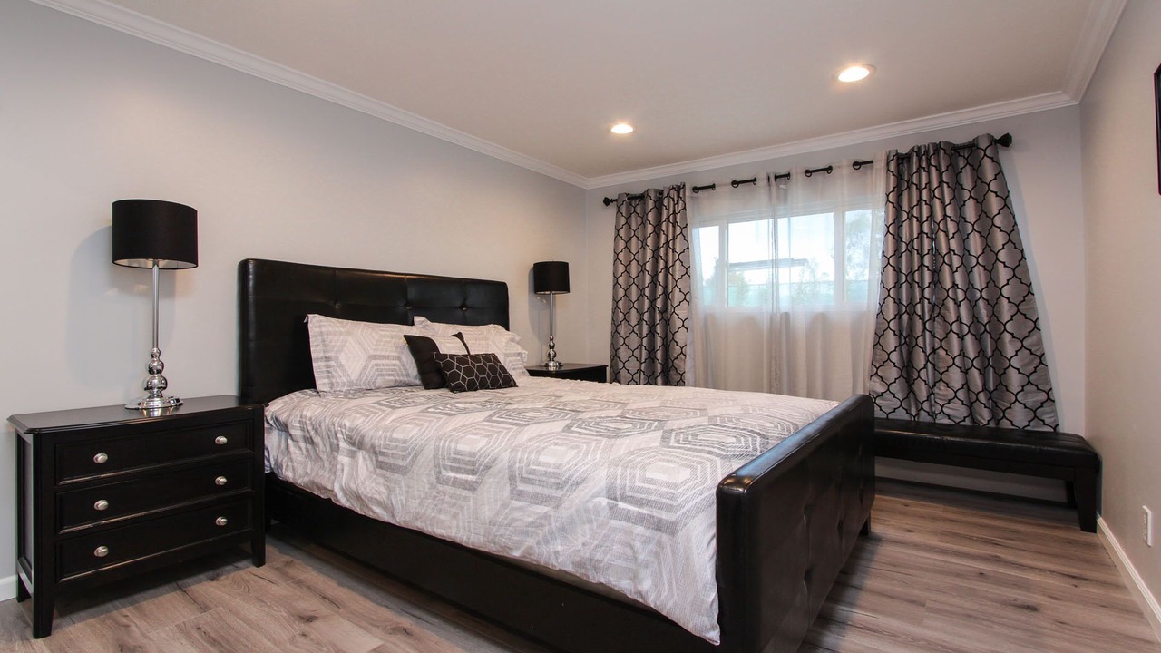 Photo of Bedroom in Thousand Oaks