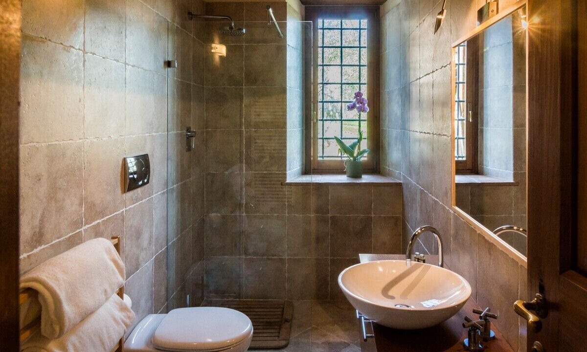 Photo of Bathroom in Twist