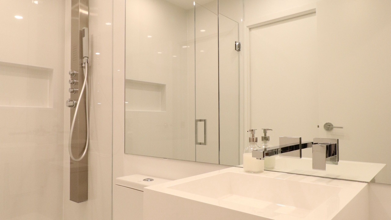 Photo of Bathroom in Coal Harbour