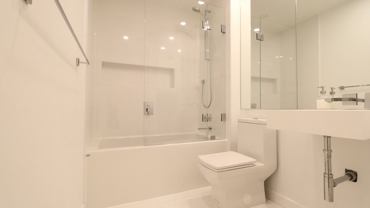 Photo of Bathroom in Coal Harbour