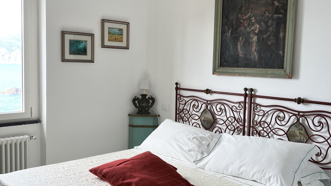 Photo of Bedroom in Vernazza