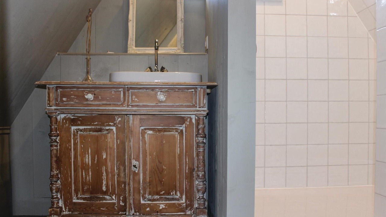 Photo of Bathroom in Opperdoes