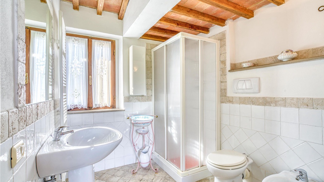 Photo of Bathroom in Volterra