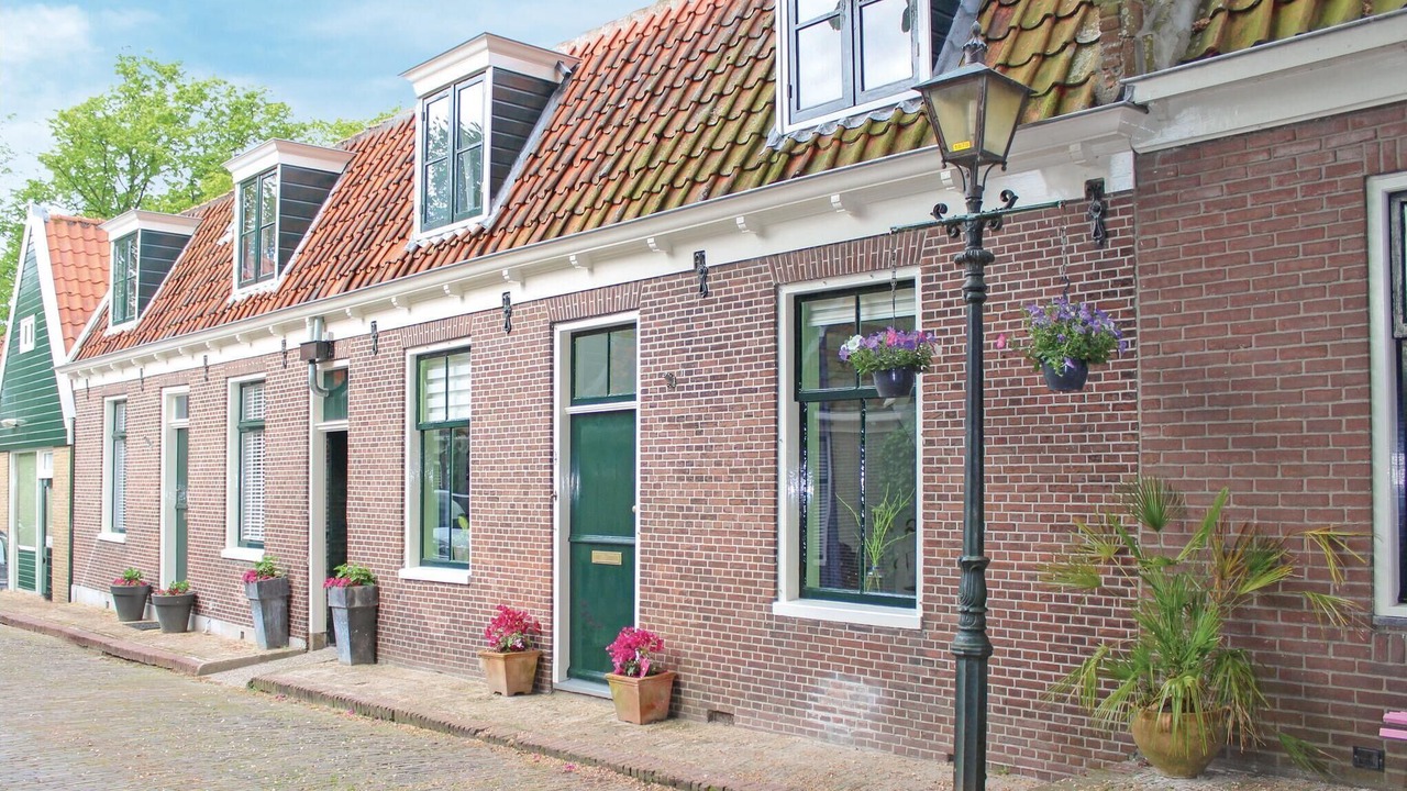 Photo of Others in Edam