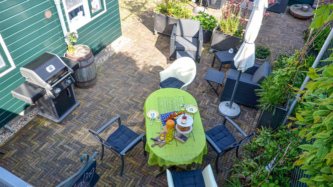 Photo of Others in Edam
