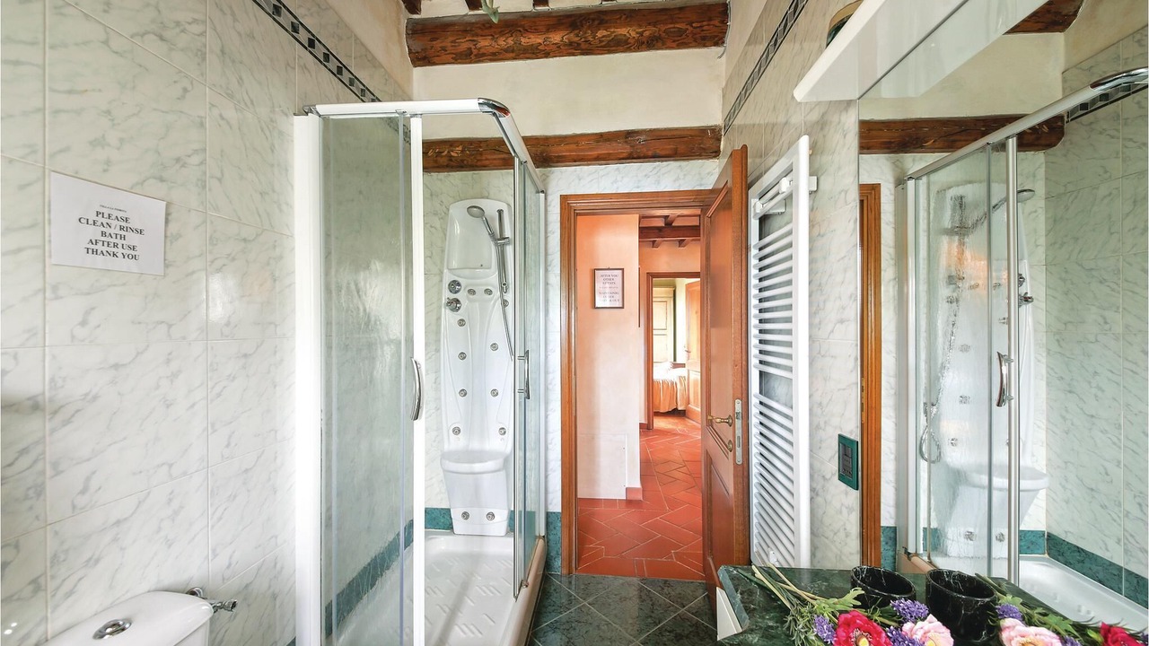 Photo of Bathroom in Mosciano